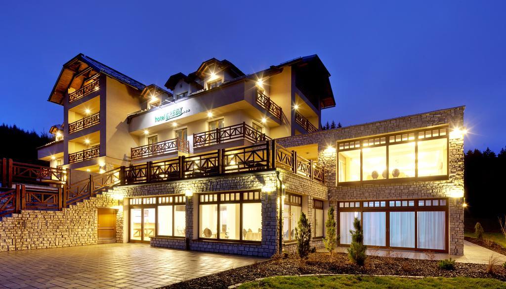 Hotel Green Dolny Kubin Bagian luar foto